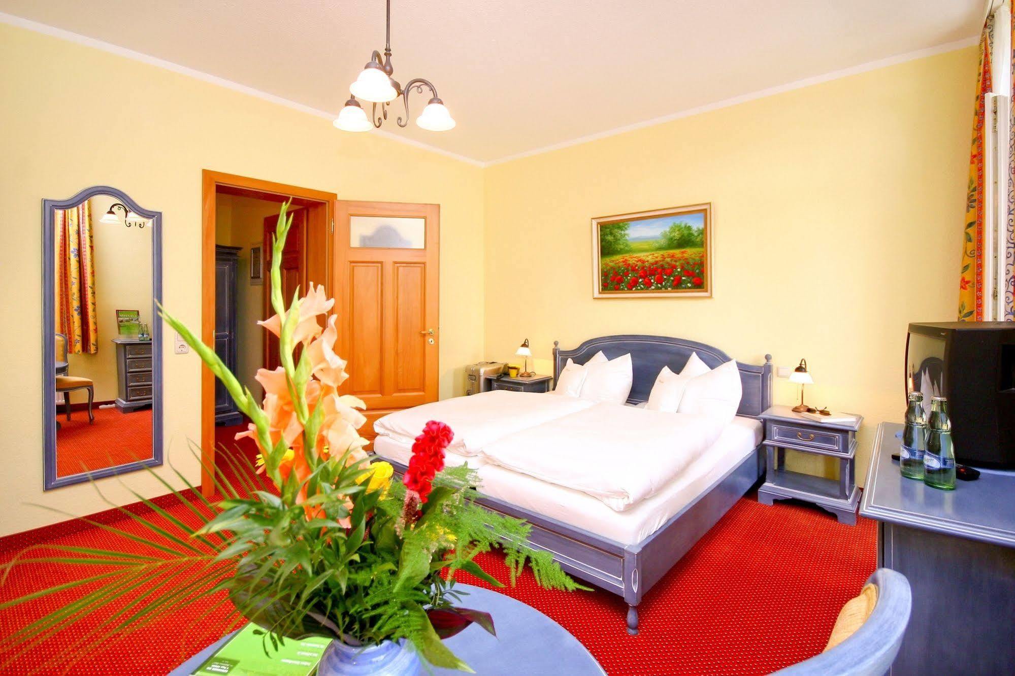 Hotel Garni Getreuer Eckart بينز المظهر الخارجي الصورة